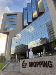 Clinica Odontologica no retão de manaíra, no Shopping Liv Mall.